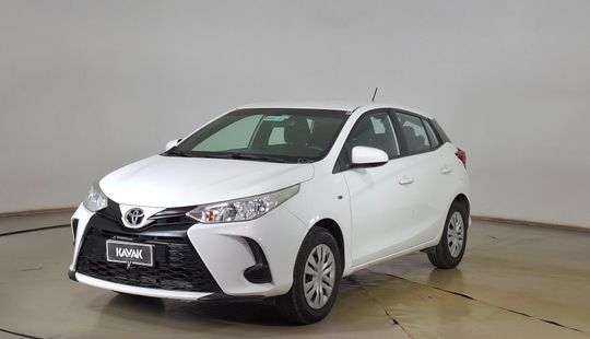 Toyota • Yaris