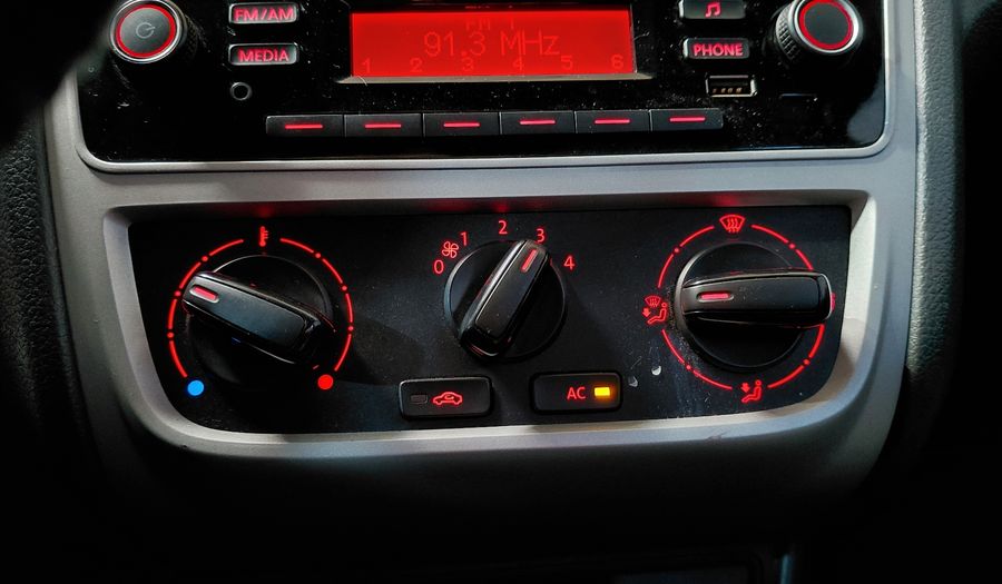 Volkswagen Gol Trend 1.6 TRENDLINE Hatchback 2014