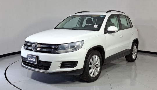 Volkswagen • Tiguan