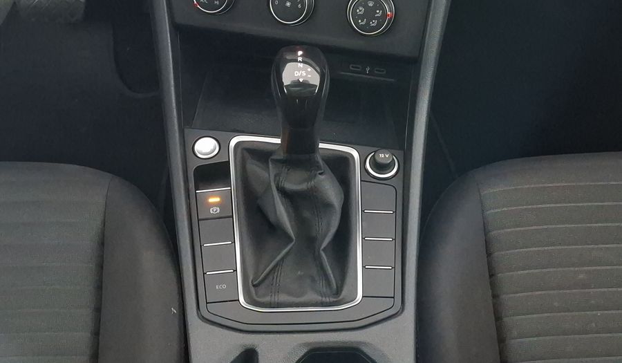 Volkswagen Jetta 1.4 COMFORTLINE AUTO Sedan 2022