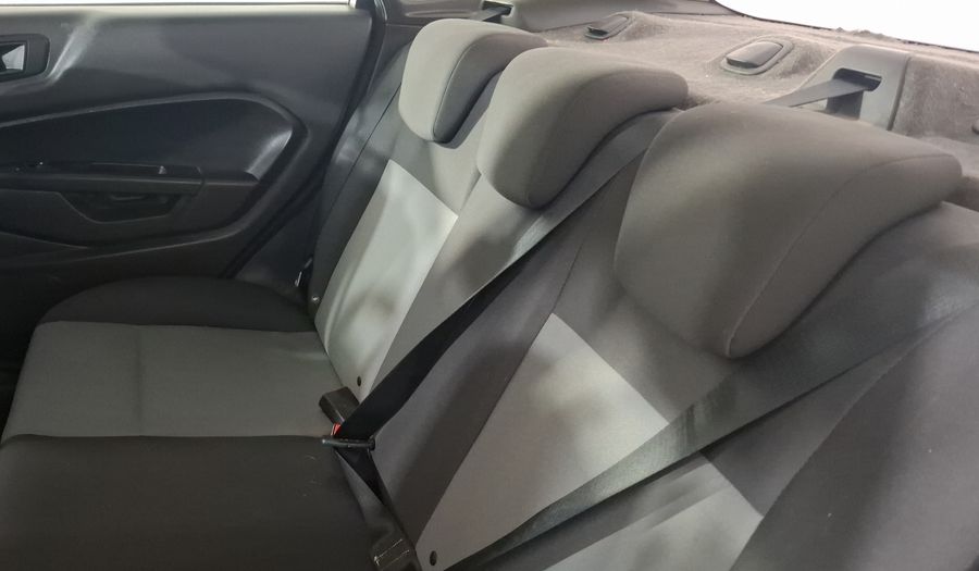 Ford Fiesta 1.6 S MT Sedan 2016