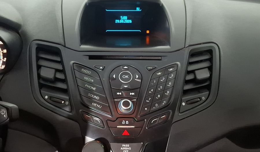 Ford Fiesta 1.6 S MT Sedan 2016