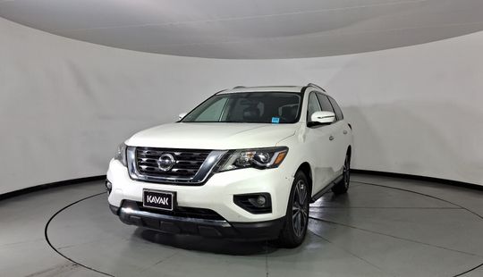 Nissan • Pathfinder