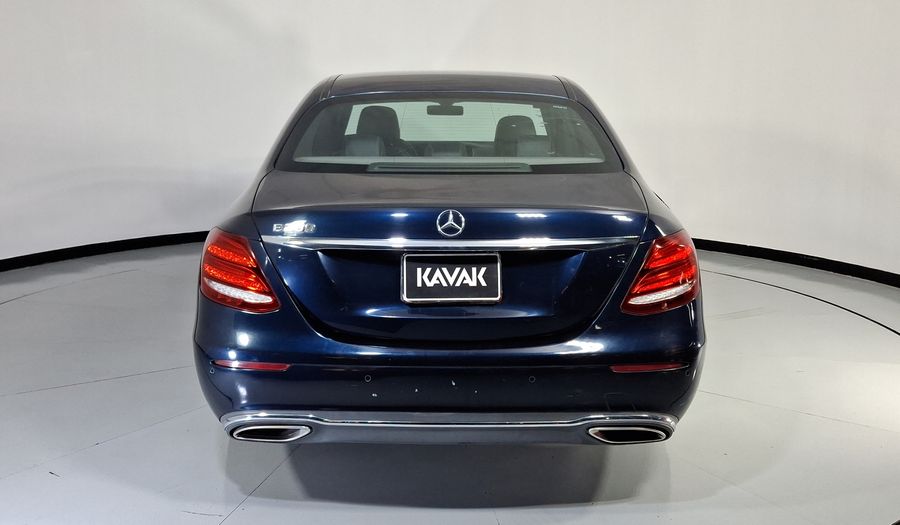 Mercedes Benz Clase E 2.0 200 EXCLUSIVE AT Sedan 2017