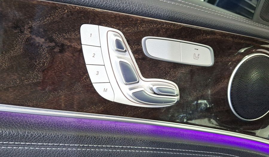 Mercedes Benz Clase E 2.0 200 EXCLUSIVE AT Sedan 2017