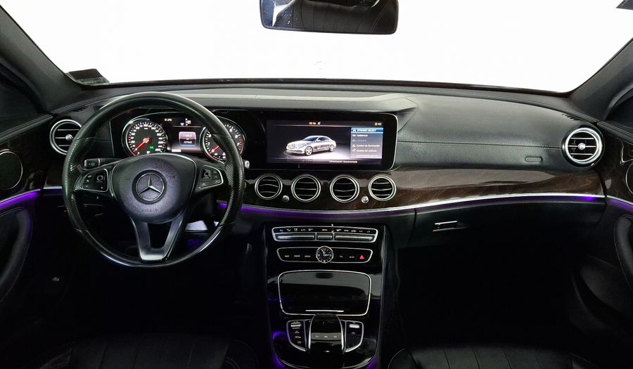 Mercedes Benz Clase E 2.0 200 EXCLUSIVE AT Sedan 2017