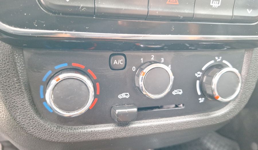 Renault Kwid 1.0 OUTSIDER Hatchback 2022
