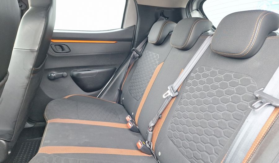 Renault Kwid 1.0 OUTSIDER Hatchback 2022
