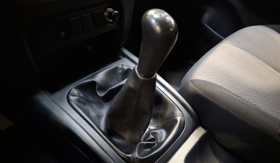 Mitsubishi L200 2.4 TD WORK DC CR Pickup 2022