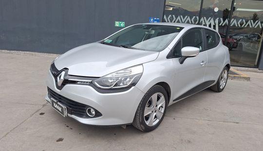 Renault • Clio