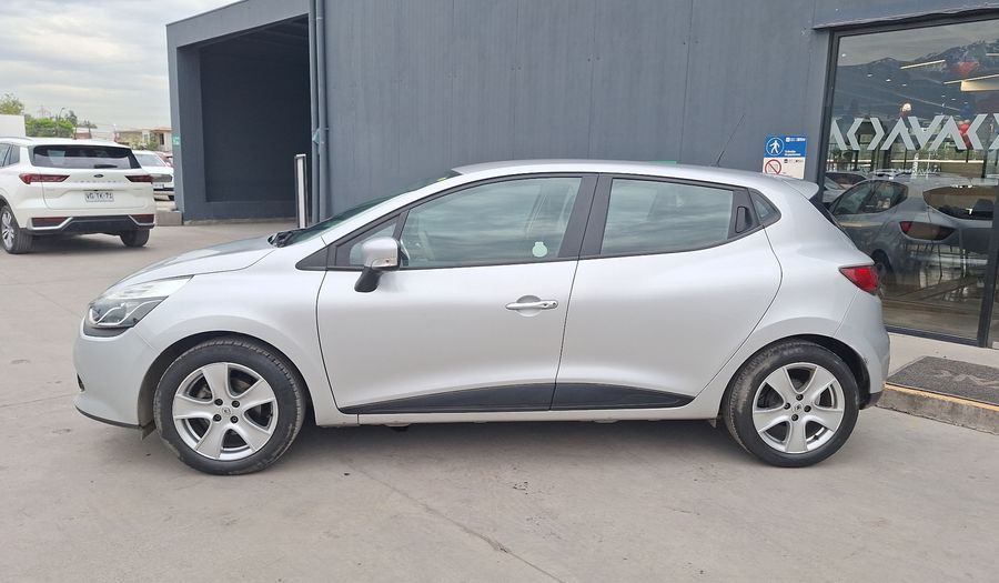 Renault Clio 1.2 EXPRESSION Hatchback 2017