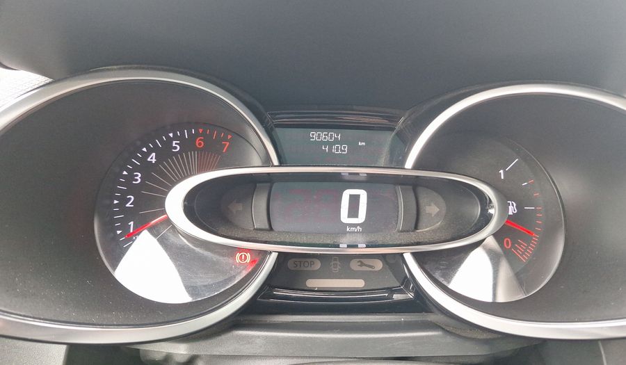 Renault Clio 1.2 EXPRESSION Hatchback 2017