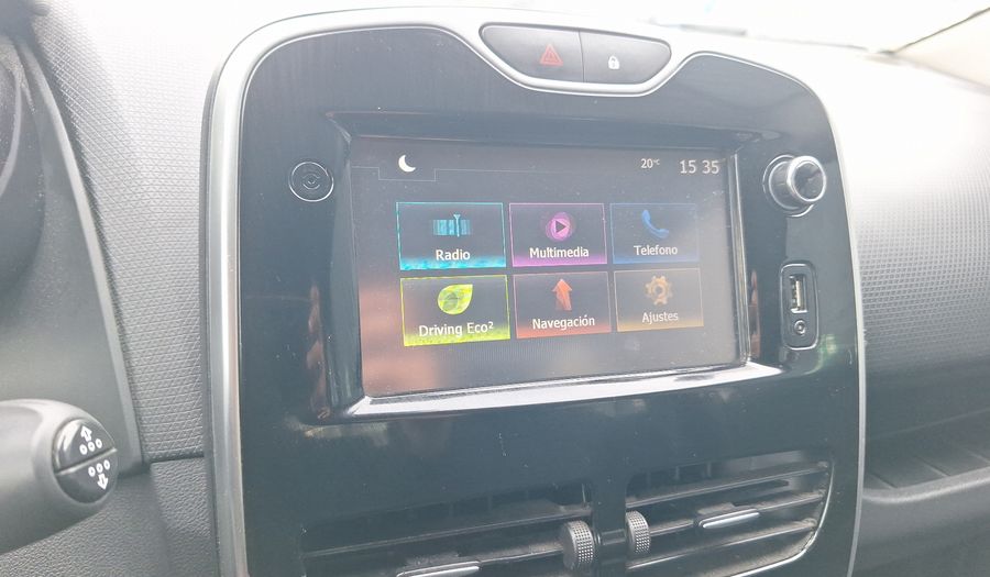 Renault Clio 1.2 EXPRESSION Hatchback 2017