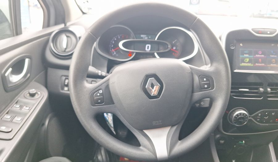 Renault Clio 1.2 EXPRESSION Hatchback 2017