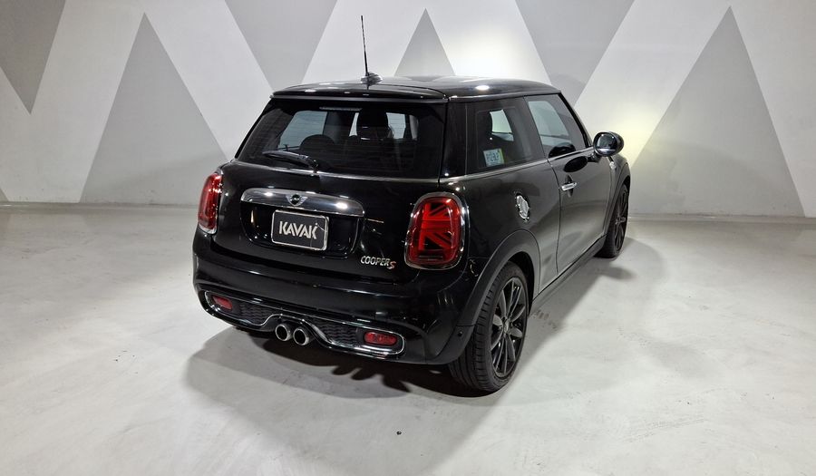Mini Cooper S 2.0 COOPER CHILI DCT Hatchback 2019