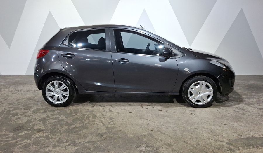 Mazda 2 1.5 SPORT TA Hatchback 2015