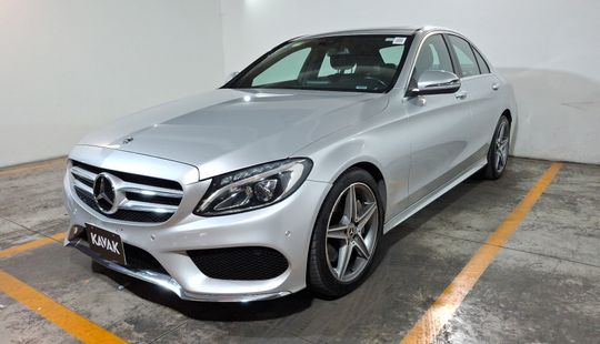 Mercedes Benz • Clase C