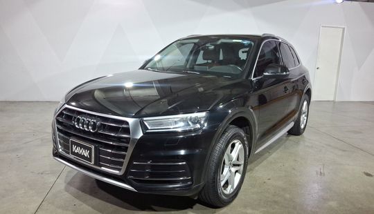 Audi • Q5