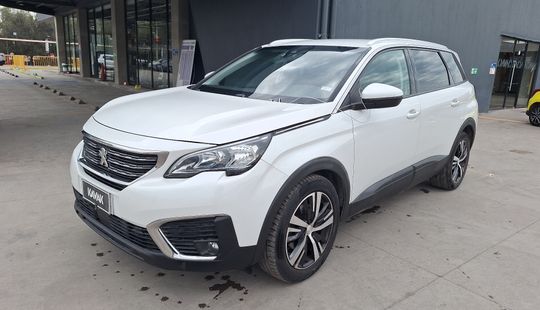 Peugeot • 5008
