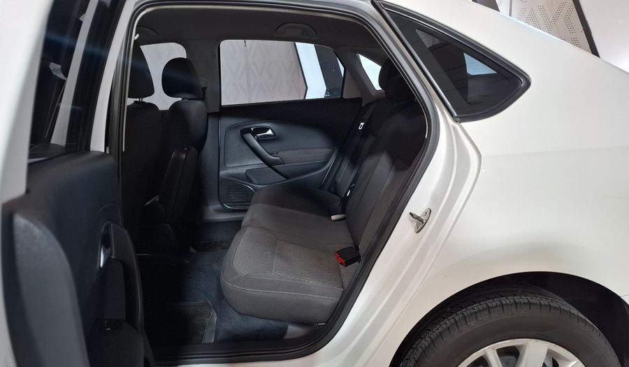 Volkswagen Polo 1.6 COMFORTLINE Sedan 2018