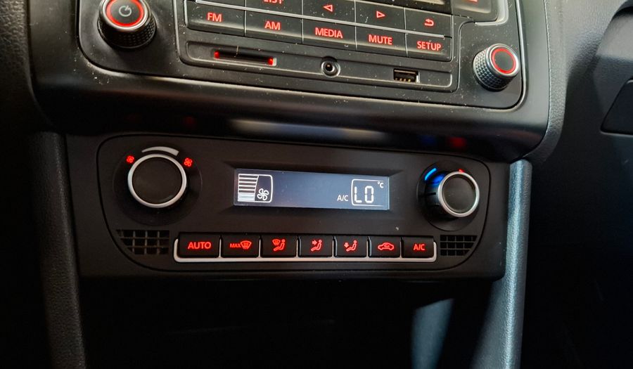 Volkswagen Polo 1.6 COMFORTLINE Sedan 2018