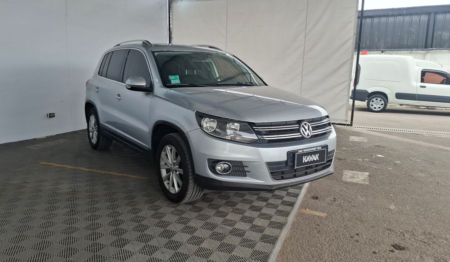 Volkswagen Tiguan 2.0 TSI MT EXCLUSIVE Suv 2013
