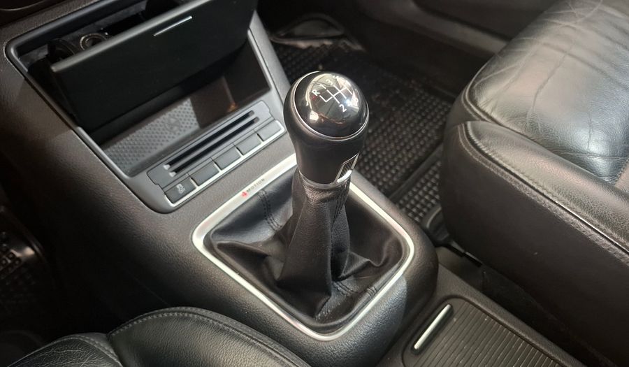 Volkswagen Tiguan 2.0 TSI MT EXCLUSIVE Suv 2013