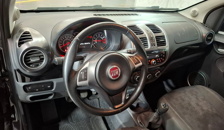 Fiat Palio 1.4 ATTRACTIVE Hatchback 2017