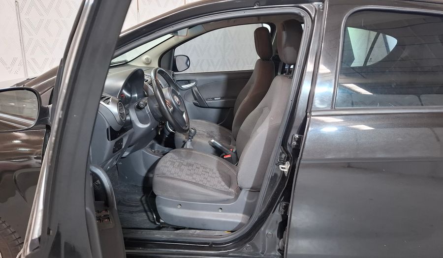Fiat Palio 1.4 ATTRACTIVE Hatchback 2017