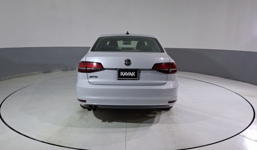 Volkswagen Jetta 2.0 MT Sedan 2018