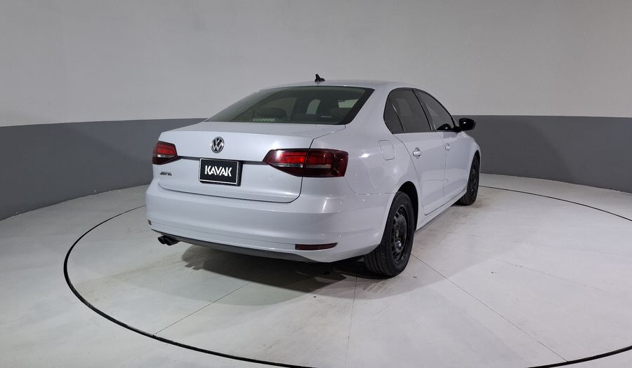 Volkswagen Jetta 2.0 MT Sedan 2018