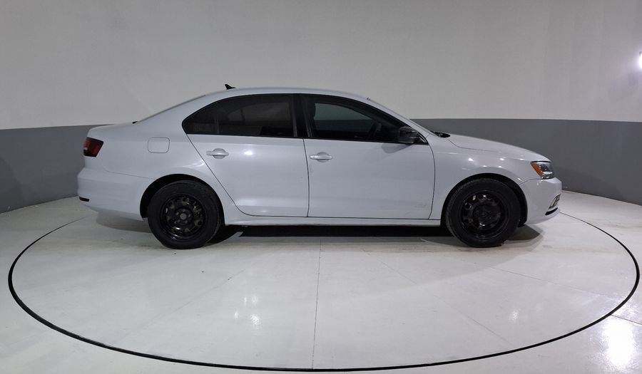 Volkswagen Jetta 2.0 MT Sedan 2018