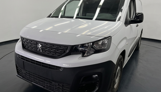 Peugeot • Partner