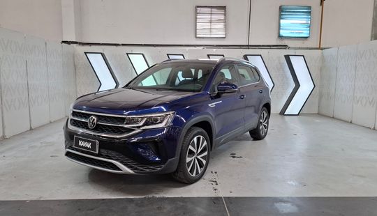 Volkswagen • Taos