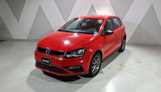 Volkswagen • Polo