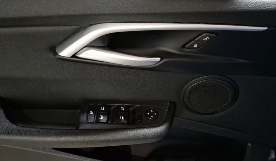 Bmw Serie 1 1.5 118IA SPORT LINE AUTO Sedan 2019