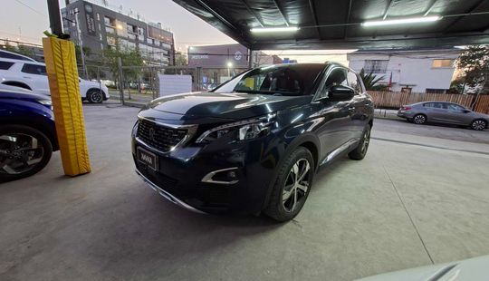 Peugeot • 3008