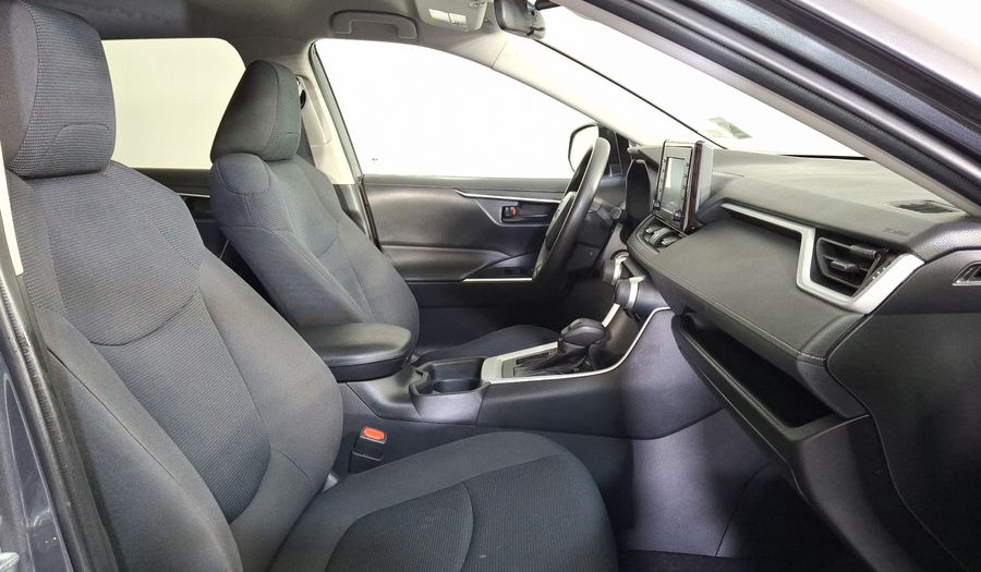 Toyota Rav4 2.5 LE AUTO Suv 2021