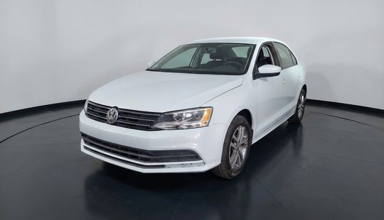 Volkswagen • Jetta