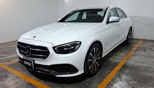 Mercedes Benz • Clase E