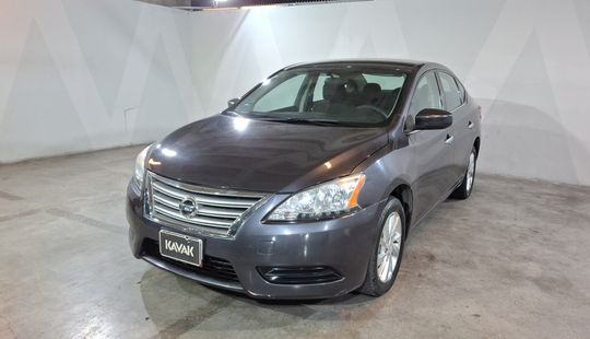 Nissan • Sentra