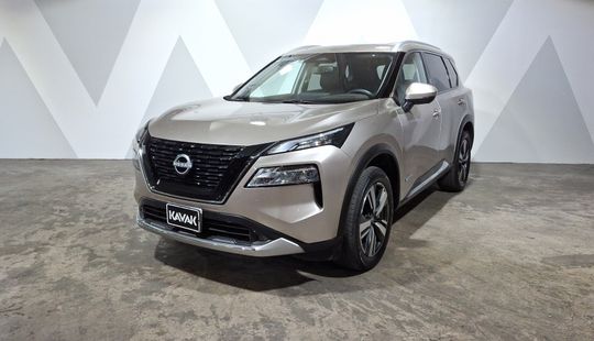 Nissan • X-Trail