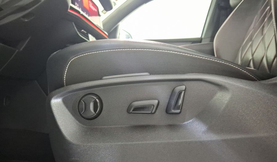 Volkswagen Cross Sport 2.0 R-LINE AUTO 4WD Suv 2024