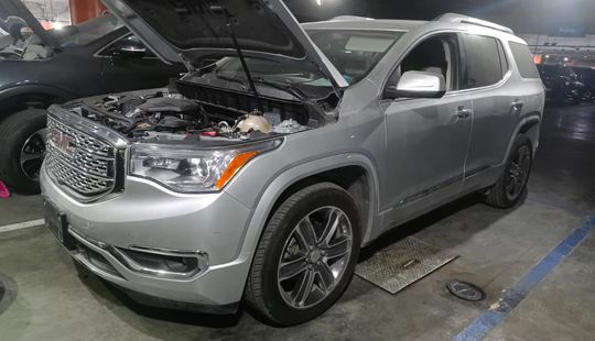 Gmc • Acadia