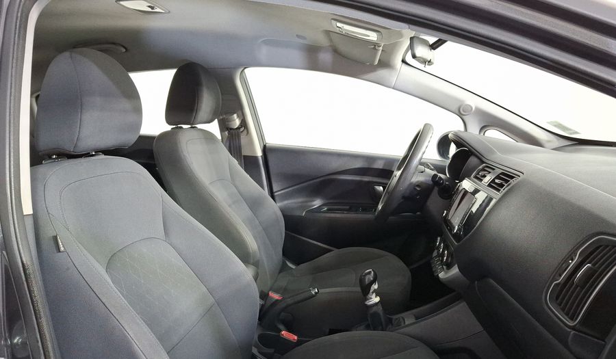 Kia Rio 1.6 EX MT Sedan 2016