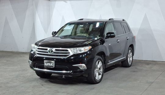 Toyota • Highlander