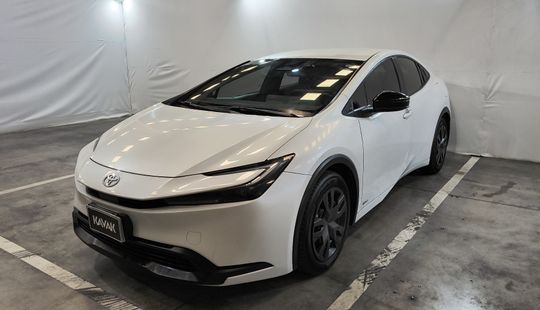 Toyota • Prius
