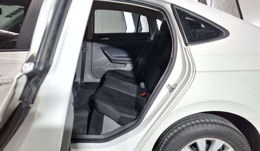 Volkswagen Virtus 1.6 MSI COMFORTLINE AUTO Sedan 2018
