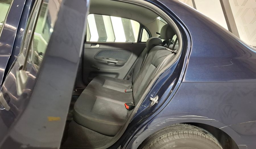 Volkswagen Voyage 1.6 COMFORTLINE Sedan 2015