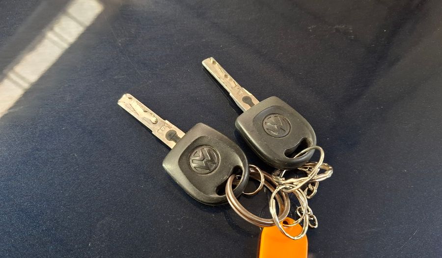 Volkswagen Voyage 1.6 COMFORTLINE Sedan 2015